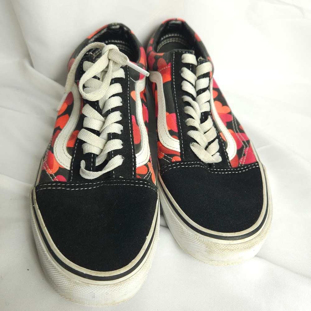 Vans‎ Unisex M7 W8.5 Black Heart Graphic Skate Shoes ID 507698